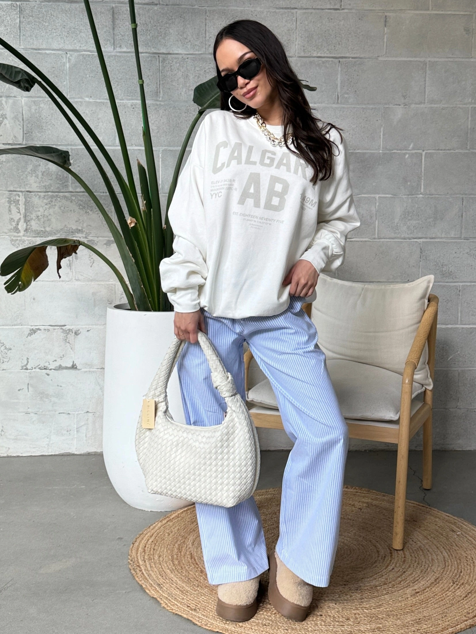 Calgary Crewneck: Wash Your Way to Awesome – Perfect for the City!