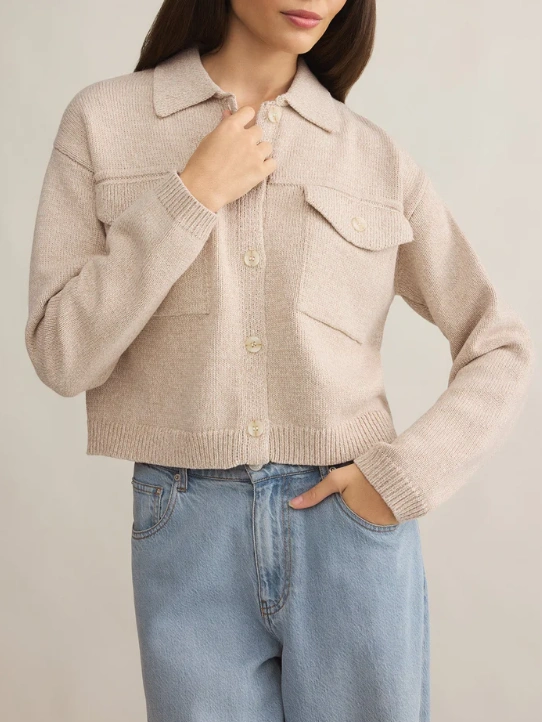 Cielo Knit Jacket: Effortless Chic for Everyday Adventures.
